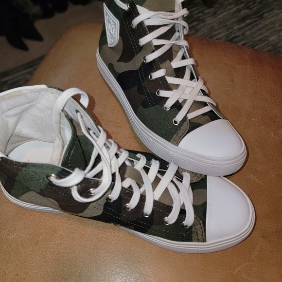 SAINT LAURENT CASUSL SHOES - Picture 2 of 11